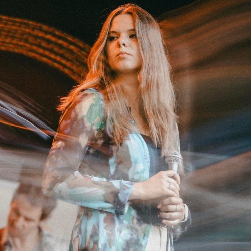 Adinda Hertmans Invites