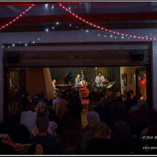 Jam Jazz