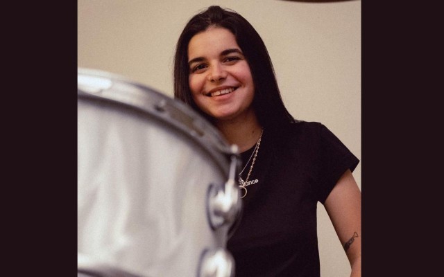 Carla Biber, diplômée en batterie jazz à Bruxelles et Maastricht
