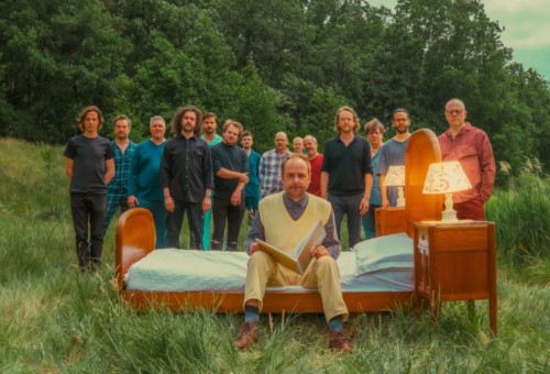 The pocket opera “The Whistlewood Ball” by MJO with The Guru Guru