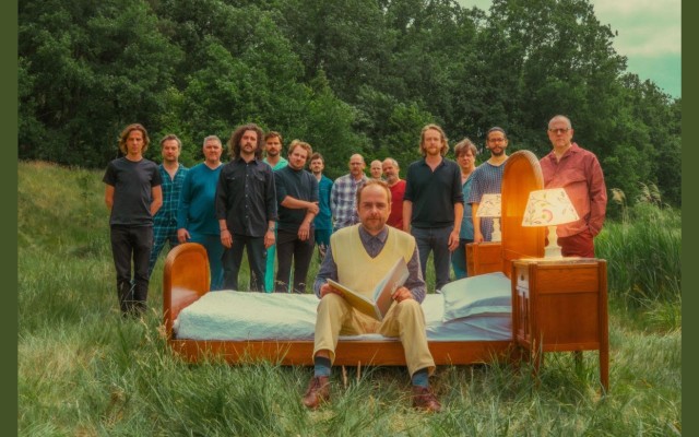 De pocket-opera 'The Whistlewood Ball' van MJO met The Guru Guru